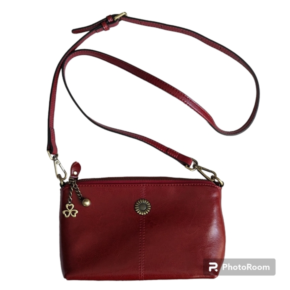 Red Smooth Oil Rich Leather Crossbody Purse Zip Top Multiple Pockets Sunflower - Picture 1 of 16